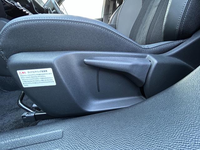 ２００８ ＧＴライン　ブラインドスポットモニター　アダプティブクルーズコントロール　純正ディスプレイオーディオ　ブラックハーフレザーシート　ＤＮ席シートヒーター　ＬＥＤライト　パノラミックサンルーフ（48枚目）