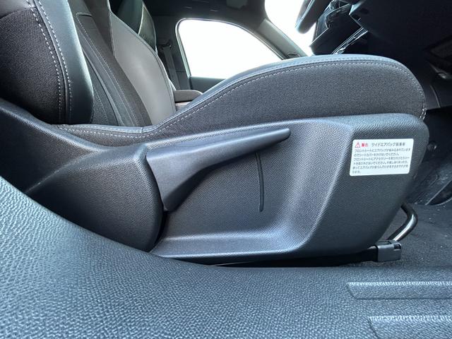 ２００８ ＧＴライン　ブラインドスポットモニター　アダプティブクルーズコントロール　純正ディスプレイオーディオ　ブラックハーフレザーシート　ＤＮ席シートヒーター　ＬＥＤライト　パノラミックサンルーフ（49枚目）