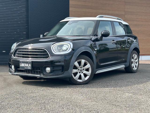 ＭＩＮＩ クーパーＤ　クロスオーバー　純正ナビ　ＡＵＸ　Ｂｌｕｅｔｏｏｔｈ　フォグライト　純正アルミホイール１７インチ　クルーズコントロール　バックカメラ　パワーバックドア　コーナーセンサー（6枚目）