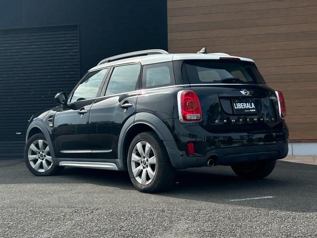 ＭＩＮＩ クーパーＤ　クロスオーバー　純正ナビ　ＡＵＸ　Ｂｌｕｅｔｏｏｔｈ　フォグライト　純正アルミホイール１７インチ　クルーズコントロール　バックカメラ　パワーバックドア　コーナーセンサー（11枚目）