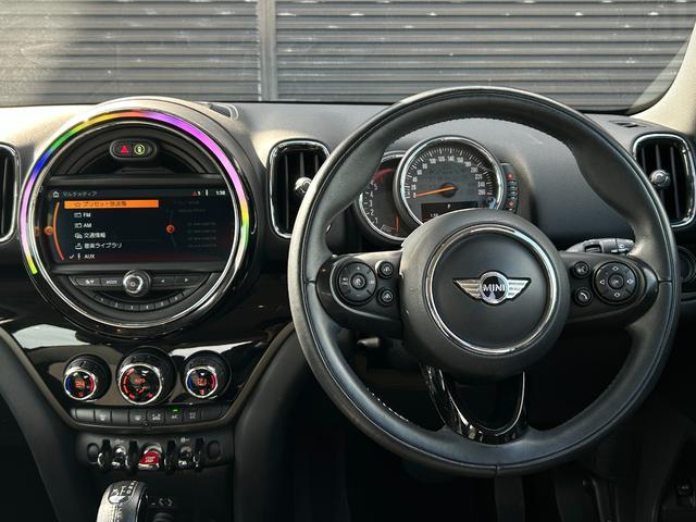 ＭＩＮＩ クーパーＤ　クロスオーバー　純正ナビ　ＡＵＸ　Ｂｌｕｅｔｏｏｔｈ　フォグライト　純正アルミホイール１７インチ　クルーズコントロール　バックカメラ　パワーバックドア　コーナーセンサー（27枚目）
