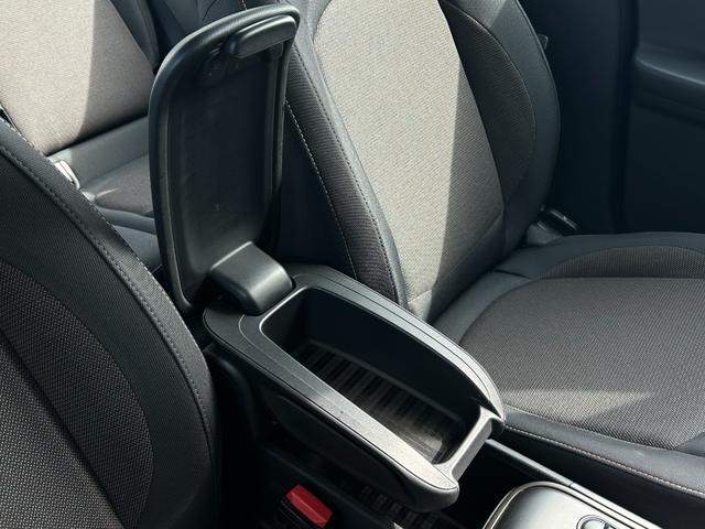 ＭＩＮＩ クーパーＤ　クロスオーバー　純正ナビ　ＡＵＸ　Ｂｌｕｅｔｏｏｔｈ　フォグライト　純正アルミホイール１７インチ　クルーズコントロール　バックカメラ　パワーバックドア　コーナーセンサー（34枚目）