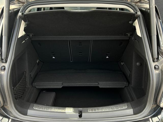 ＭＩＮＩ クーパーＤ　クロスオーバー　純正ナビ　ＡＵＸ　Ｂｌｕｅｔｏｏｔｈ　フォグライト　純正アルミホイール１７インチ　クルーズコントロール　バックカメラ　パワーバックドア　コーナーセンサー（47枚目）