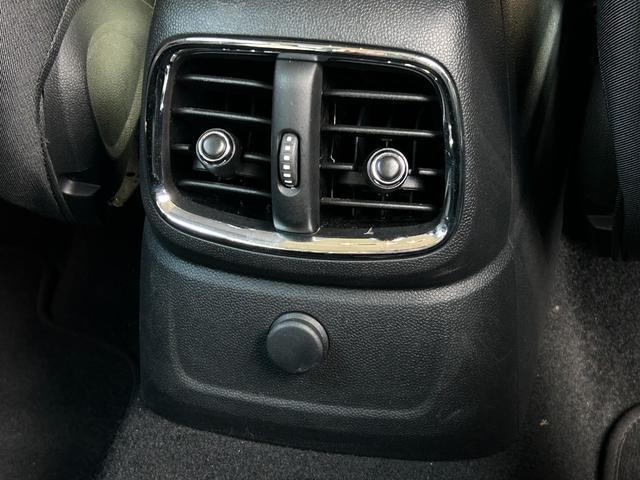 ＭＩＮＩ クーパーＤ　クロスオーバー　純正ナビ　ＡＵＸ　Ｂｌｕｅｔｏｏｔｈ　フォグライト　純正アルミホイール１７インチ　クルーズコントロール　バックカメラ　パワーバックドア　コーナーセンサー（55枚目）