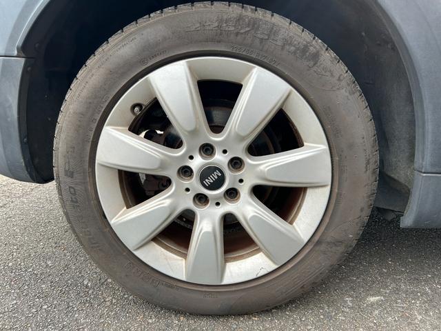 ＭＩＮＩ クーパーＤ　クロスオーバー　純正ナビ　ＡＵＸ　Ｂｌｕｅｔｏｏｔｈ　フォグライト　純正アルミホイール１７インチ　クルーズコントロール　バックカメラ　パワーバックドア　コーナーセンサー（66枚目）