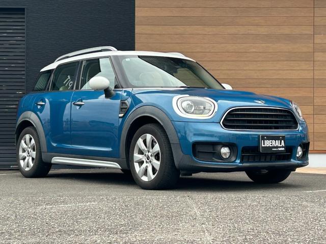 ＭＩＮＩ クーパーＤ　クロスオーバー　純正ＨＤＤナビ　ＡＵＸ　Ｂｌｕｅｔｏｏｔｈ　純正フロアマット　バックカメラ　ドライブレコーダー　アダプティブクルーズコントロール　ＥＴＣ　純正１７インチアルミホイール（8枚目）