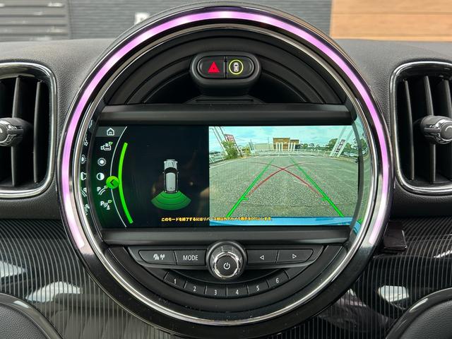 ＭＩＮＩ クーパーＤ　クロスオーバー　純正ＨＤＤナビ　ＡＵＸ　Ｂｌｕｅｔｏｏｔｈ　純正フロアマット　バックカメラ　ドライブレコーダー　アダプティブクルーズコントロール　ＥＴＣ　純正１７インチアルミホイール（22枚目）