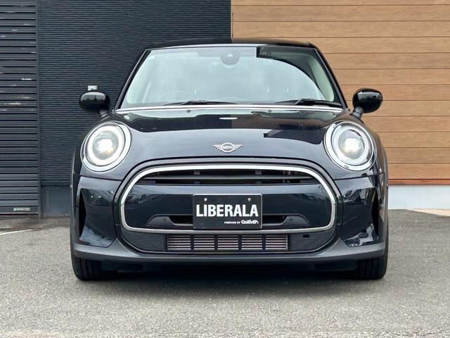 ＭＩＮＩ クーパーＤ　クラシック・トリム　ワンオーナー　バックカメラ　エニグマティックブラック　ＬＥＤヘッドライト　Ａｐｐｌｅ　Ｃａｒ　Ｐｌａｙ　純正アルミホイール１６インチ　シートヒーター　クルーズコントロール　ＵＳＢ（7枚目）