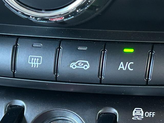 ＭＩＮＩ ワン　クラシック・トリム　純正ナビ・ＡＭ・ＦＭ　バックカメラ　ＬＥＤライト　コーナーセンサー　純正アルミホイール１５インチ　ハーフレザーシート　クルーズコントロール　ＥＴＣ　ＵＳＢ　スマートキー（35枚目）