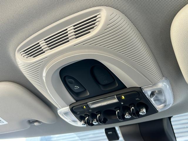ＭＩＮＩ ワン　クラシック・トリム　純正ナビ・ＡＭ・ＦＭ　バックカメラ　ＬＥＤライト　コーナーセンサー　純正アルミホイール１５インチ　ハーフレザーシート　クルーズコントロール　ＥＴＣ　ＵＳＢ　スマートキー（42枚目）