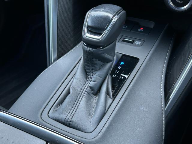 ハリアー Z レザーパッケージ JBLディスプレイオーディオナビ JBLサウンド モデリスタエアロ 全方位カメラ トヨタセーフティーセンス コーナーセンサー 電動リアゲート レーダークルコン LEDライト ETC2.0 USB(29枚目)