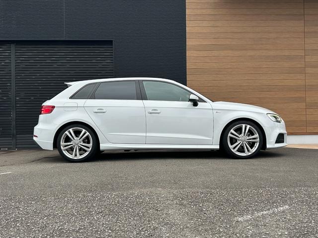 Ａ３ スポーツバック３０ＴＦＳＩ　純正ナビ　前後ドライブレコーダー　ブラインドスポットモニター　ブラックハーフレザーシート　アダプティブクルーズコントロール　Ｄパワーシート　ＤＮ席シートヒーター（10枚目）