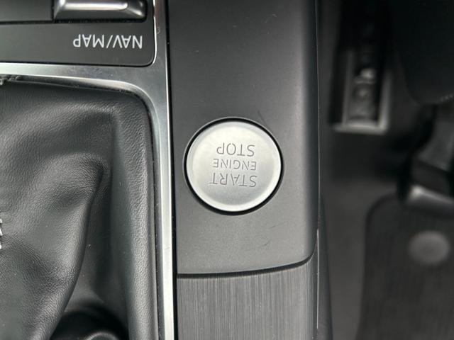Ａ３ スポーツバック３０ＴＦＳＩ　純正ナビ　前後ドライブレコーダー　ブラインドスポットモニター　ブラックハーフレザーシート　アダプティブクルーズコントロール　Ｄパワーシート　ＤＮ席シートヒーター（33枚目）