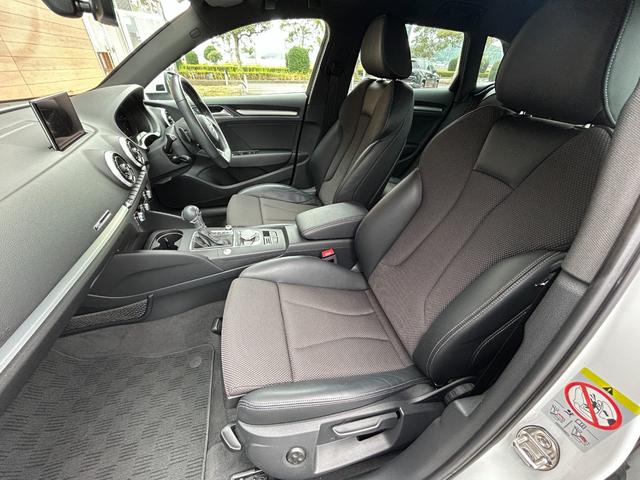 Ａ３ スポーツバック３０ＴＦＳＩ　純正ナビ　前後ドライブレコーダー　ブラインドスポットモニター　ブラックハーフレザーシート　アダプティブクルーズコントロール　Ｄパワーシート　ＤＮ席シートヒーター（45枚目）