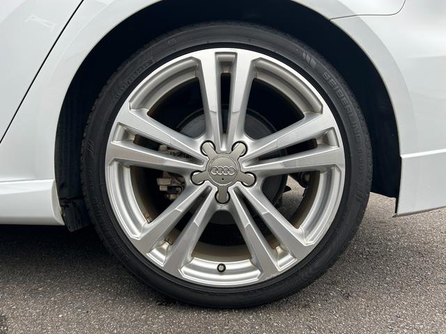 Ａ３ スポーツバック３０ＴＦＳＩ　純正ナビ　前後ドライブレコーダー　ブラインドスポットモニター　ブラックハーフレザーシート　アダプティブクルーズコントロール　Ｄパワーシート　ＤＮ席シートヒーター（66枚目）