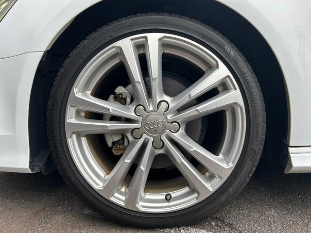 Ａ３ スポーツバック３０ＴＦＳＩ　純正ナビ　前後ドライブレコーダー　ブラインドスポットモニター　ブラックハーフレザーシート　アダプティブクルーズコントロール　Ｄパワーシート　ＤＮ席シートヒーター（67枚目）