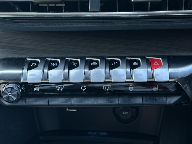 ３００８ ＧＴ　ブルーＨＤｉ　純正ナビ・フルセグＴＶ・Ｂｌｕｅｔｏｏｔｈ　バックカメラ　サンルーフ　ＬＥＤヘッドライト　パワーバックドア　ＵＳＢ　ＥＴＣ　ドラレコ前後　コーナーセンサー　レザーシート　シートヒーター（34枚目）