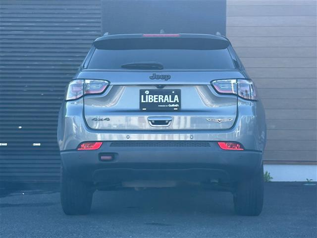 ジープ・コンパス トレイルホーク ハーフレザーシート 純正HDDフルセグテレビ アダプティブクルーズコントロール ダウンヒルアシストコントロール ブラインドスポットモニター 前後ドライブレコーダー ETC(8枚目)