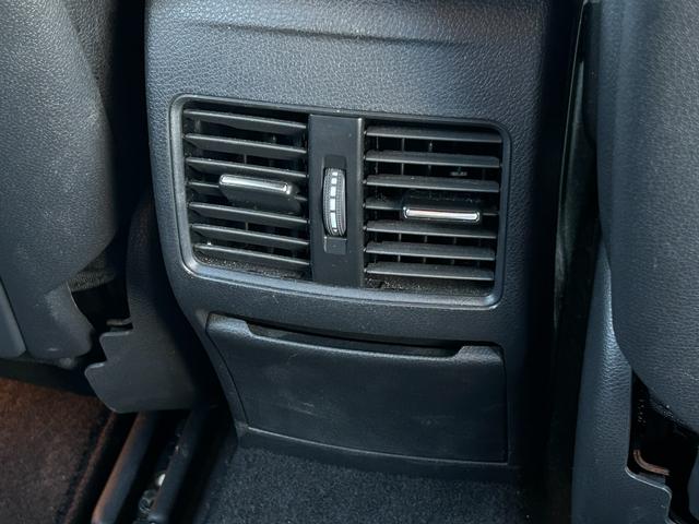 Ａクラス Ａ１８０　スポーツ　純正ナビ　ＣＤ　ＤＶＤ　ＴＶ　Ｂｌｕｅｔｏｏｔｈ　バックカメラ　コーナーセンサー　ＵＳＢ　ＥＴＣ　ハーフレザーシート　シートヒーター　純正フロアマット　純正アルミホイール１８　ＬＥＤ（44枚目）