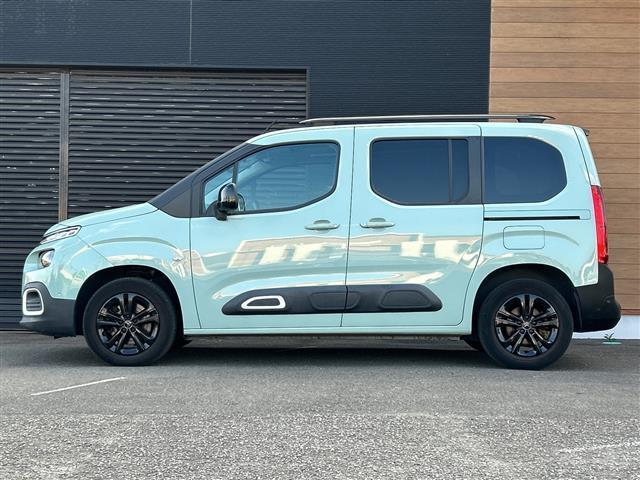 ベルランゴ シャイン ブラインドスポットモニター バックカメラ 純正ナビ クルーズコントロール ETC リアモニター 純正16インチアルミホイール CarPlay ドライブレコーダー パノラミックルーフ(8枚目)