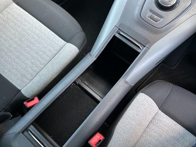 ベルランゴ シャイン ブラインドスポットモニター バックカメラ 純正ナビ クルーズコントロール ETC リアモニター 純正16インチアルミホイール CarPlay ドライブレコーダー パノラミックルーフ(33枚目)