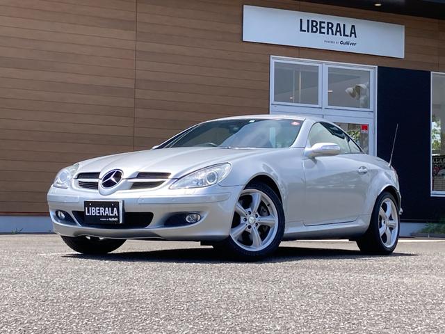 ＳＬＫ ＳＬＫ３５０　赤革シート　シートヒーター　　パワーシート　ネックウォーマー　ＣＤ　ＡＭ／ＦＭ　電動オープン　純正１７インチアルミホイール（6枚目）