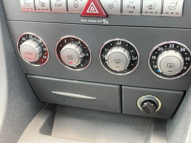 ＳＬＫ ＳＬＫ３５０　赤革シート　シートヒーター　　パワーシート　ネックウォーマー　ＣＤ　ＡＭ／ＦＭ　電動オープン　純正１７インチアルミホイール（25枚目）