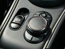 クーパーＤ　クロスオーバー　純正ナビ　ＡＵＸ　Ｂｌｕｅｔｏｏｔｈ　フォグライト　純正アルミホイール１７インチ　クルーズコントロール　バックカメラ　パワーバックドア　コーナーセンサー（31枚目）