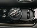 クーパーＤ　クロスオーバー　純正ナビ　ＡＵＸ　Ｂｌｕｅｔｏｏｔｈ　フォグライト　純正アルミホイール１７インチ　クルーズコントロール　バックカメラ　パワーバックドア　コーナーセンサー（35枚目）