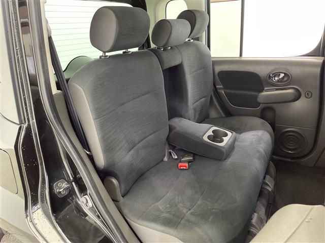 キューブ １５Ｘ　Ｖセレクション　ナビ　ＣＤ　ＴＶ　ＳＤ　ビルトインＥＴＣ　禁煙車　オートライト　フォグランプ　スマートキー　プッシュスタート　電動格納ミラー　１６インチアルミホイール　フロアマット　スペアキー　オートエアコン（17枚目）
