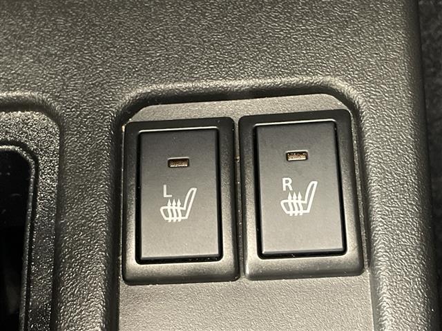 ジムニー ＸＣ　ターボ　４ＷＤ　ディスプレイオーディオ　ＣＤ　Ｂｌｕｅｔｏｏｔｈ　ＵＳＢ　デュアルセンサーブレーキサポート　シートヒーター　オートライト　ダウンヒルアシスト　ＬＥＤヘッドライト　プッシュスタート（4枚目）