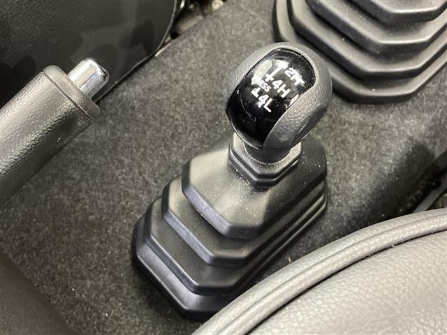 ジムニー ＸＣ　ターボ　４ＷＤ　ディスプレイオーディオ　ＣＤ　Ｂｌｕｅｔｏｏｔｈ　ＵＳＢ　デュアルセンサーブレーキサポート　シートヒーター　オートライト　ダウンヒルアシスト　ＬＥＤヘッドライト　プッシュスタート（16枚目）