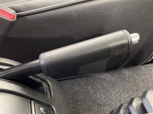 ジムニー ＸＣ　ターボ　４ＷＤ　ディスプレイオーディオ　ＣＤ　Ｂｌｕｅｔｏｏｔｈ　ＵＳＢ　デュアルセンサーブレーキサポート　シートヒーター　オートライト　ダウンヒルアシスト　ＬＥＤヘッドライト　プッシュスタート（17枚目）