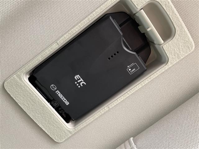 ＣＸ－５ ＸＤ　プロアクティブ　ディーゼルターボ　メモリーナビ　ＣＤ　Ｂｌｕｅｔｏｏｔｈ　ＵＳＢ　フルセグＴＶ　ＡＵＸ　バックカメラ　サイドカメラ　ＥＴＣ　前後ミラー型ドライブレコーダー　パワーシート　シートヒーター（6枚目）