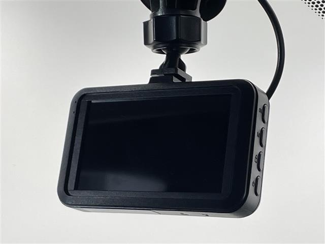 エクストレイル ２０Ｘｉ　メモリーナビ　ＣＤ　Ｂｌｕｅｔｏｏｔｈ　ＵＳＢ　フルセグＴＶ　バックカメラ　全方位カメラ　衝突軽減ブレーキ　前後コーナーセンサー　前方ドラレコ　パワーバックドア　パワーシート　全席シートヒーター（4枚目）