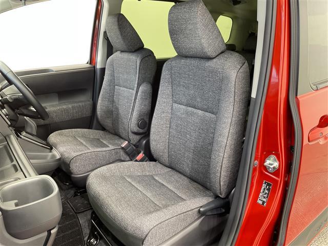 シエンタ ハイブリッドＺ　純正ナビ　Ｂｌｕｅｔｏｏｔｈ　ＢＳＭ　コーナーセンサー　ＥＴＣ　両側パワースライドドア　シートヒーター　禁煙車　ステアリングヒーター　ＡＣ１００Ｖ電源　アクセサリーコンセント　ＬＥＤヘッドライト（21枚目）