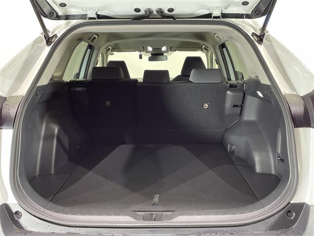 ＲＡＶ４ ハイブリッドＸ　ワンオーナー　８インチディスプレイオーディオ　Ｂｌｕｅｔｏｏｔｈ　ＵＳＢ　フルセグＴＶ　Ａｐｐｌｅｃａｒｐｌａｙ　ＡｎｄｒｏｉｄＡｕｔｏ　バックカメラ　ＴＲＤフルエアロ　トヨタセーフティ　ＢＳＭ（24枚目）
