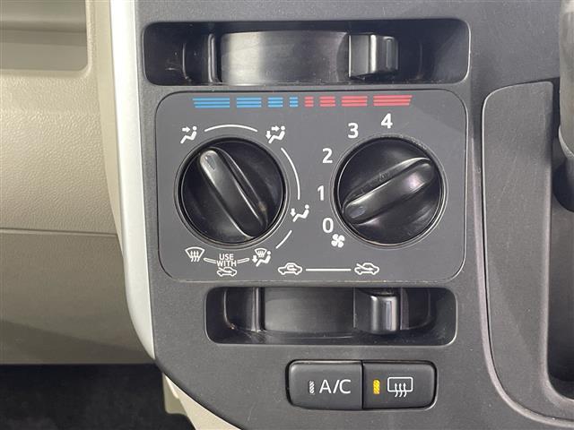 タント Ｌ　ＳＡ　ナビ　ＣＤ　フルセグＴＶ　Ｂｌｕｅｔｏｏｔｈ　ＳＤ　両側スライドドア　禁煙車　横滑り防止装置　リモコンキー　スペアキー　アイドリングストップ　電動格納ミラー　純正フロアマット　ベンチシート（10枚目）