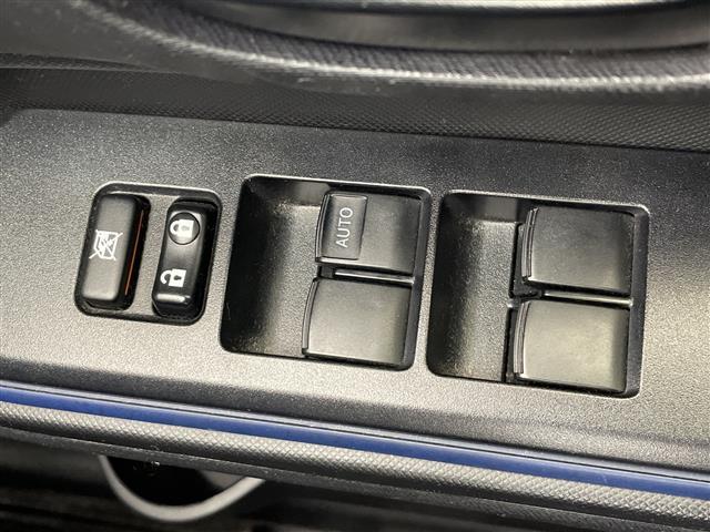 アクア S 禁煙車 純正ナビ フルセグTV Bluetooth CD DVD SD バックカメラ 前方ドライブレコーダー ドアバイザー オートライト ビルトインETC プッシュスタート スマートキー(14枚目)