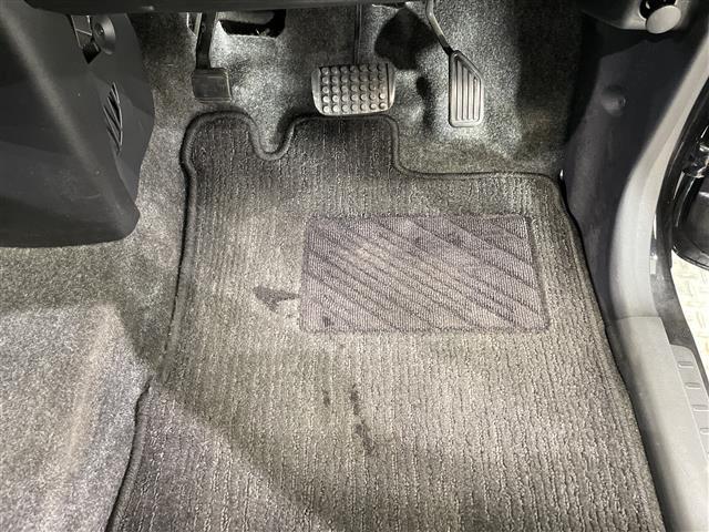 タント カスタムＸ　トップエディションＶＳ　ＳＡＩＩＩ　禁煙車　純正ナビ　フルセグＴＶ　Ｂｌｕｅｔｏｏｔｈ　ＣＤ　ＤＶＤ　ＳＤ　全方位カメラ　バックカメラ　前方ドライブレコーダー　スマートアシスト　両側パワースライドドア　ドアバイザー　ＥＴＣ　ＬＥＤライト（31枚目）