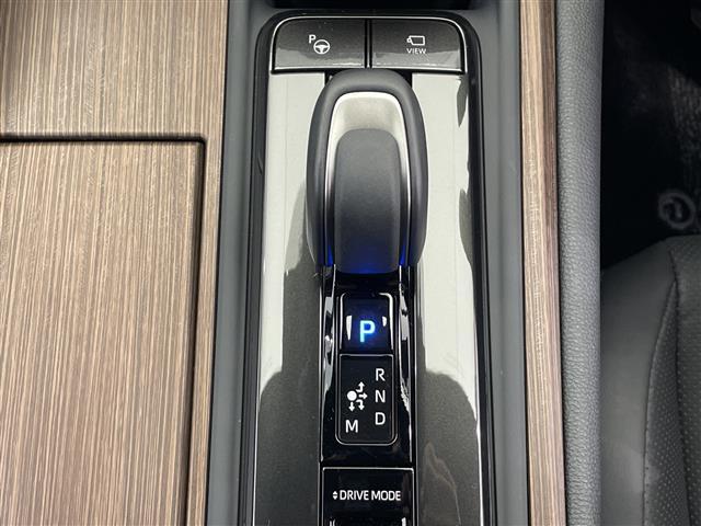クラウン Ｚ　禁煙車　ガラスルーフ　純正ナビ　フルセグＴＶ　Ｂｌｕｅｔｏｏｔｈ　ＵＳＢ　ＨＤＭＩ　全方位カメラ　トヨタセーフティセンス　置くだけ充電　ハ゜ト゛ルシフト　ヘッドアップディスプレイ　前後ドラレコ（13枚目）