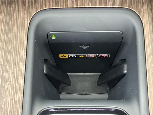 クラウン Ｚ　禁煙車　ガラスルーフ　純正ナビ　フルセグＴＶ　Ｂｌｕｅｔｏｏｔｈ　ＵＳＢ　ＨＤＭＩ　全方位カメラ　トヨタセーフティセンス　置くだけ充電　ハ゜ト゛ルシフト　ヘッドアップディスプレイ　前後ドラレコ（20枚目）