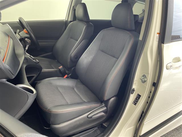 シエンタ ハイブリッドＧ　クエロ　禁煙車　モデリスタエアロ　ＡＬＰＩＮＥナビ　フルセグＴＶ　Ｂｌｕｅｔｏｏｔｈ　ＣＤ　ＤＶＤ　ＳＤ　バックカメラ　ビルトインＥＴＣ　両側パワースライドドア　トヨタセーフティセンス　ＬＥＤヘッドライト（23枚目）