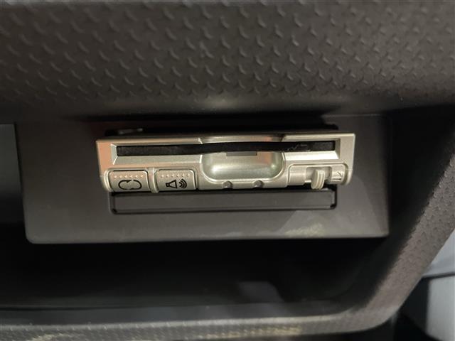 ハスラー ＪスタイルＩＩ　社外ナビ　バックカメラ　衝突軽減ブレーキ　ＥＴＣ　前方ドラレコ　ハーフレザーシート　シートヒーター　禁煙車　オートライト　ＨＩＤヘッドライト　横滑り防止装置　フォグランプ　スマートキー（6枚目）