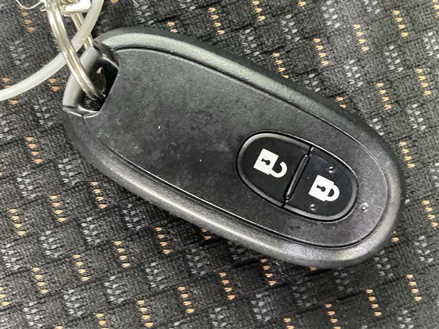 ハスラー ＪスタイルＩＩ　社外ナビ　バックカメラ　衝突軽減ブレーキ　ＥＴＣ　前方ドラレコ　ハーフレザーシート　シートヒーター　禁煙車　オートライト　ＨＩＤヘッドライト　横滑り防止装置　フォグランプ　スマートキー（8枚目）