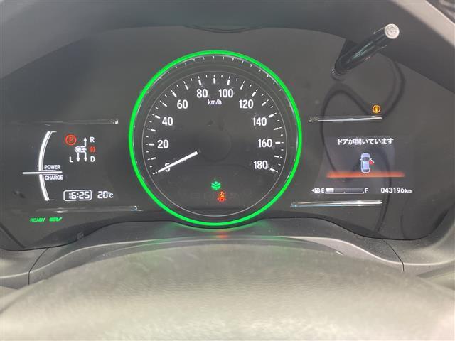 ヴェゼル ハイブリッドZ・ホンダセンシング 禁煙車 純正ナビ ワンセグTV Bluetooth CD SD USB バックカメラ ホンダセンシング 衝突軽減システム レーンキープアシスト オートクルーズコントロール ブレーキホールド(10枚目)