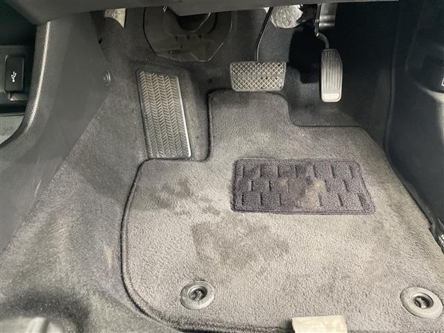 ヴェゼル ハイブリッドZ・ホンダセンシング 禁煙車 純正ナビ ワンセグTV Bluetooth CD SD USB バックカメラ ホンダセンシング 衝突軽減システム レーンキープアシスト オートクルーズコントロール ブレーキホールド(29枚目)