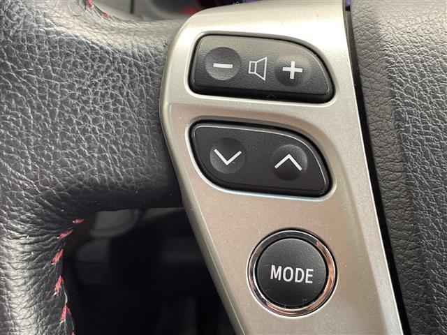 クラウン ２．５アスリート　アニバーサリーエディション　禁煙車　純正ナビ　フルセグＴＶ　ＣＤ　ＤＶＤ　ＵＳＢ　バックカメラ　シートヒーター　シートクーラー　前後コーナーセンサー　クルーズコントロール　前後ドライブレコーダー　ＥＴＣ　ＨＩＤヘッドライト（11枚目）