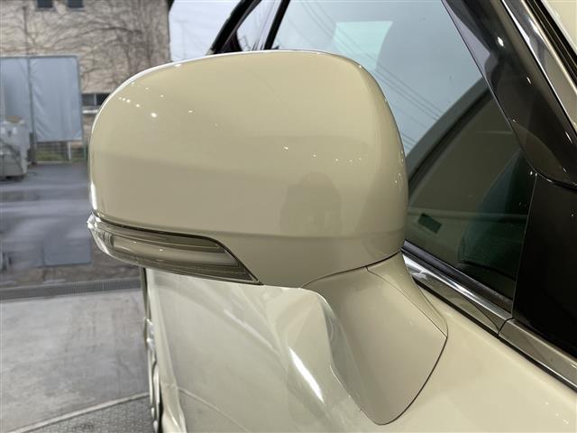 クラウン ２．５アスリート　アニバーサリーエディション　禁煙車　純正ナビ　フルセグＴＶ　ＣＤ　ＤＶＤ　ＵＳＢ　バックカメラ　シートヒーター　シートクーラー　前後コーナーセンサー　クルーズコントロール　前後ドライブレコーダー　ＥＴＣ　ＨＩＤヘッドライト（36枚目）