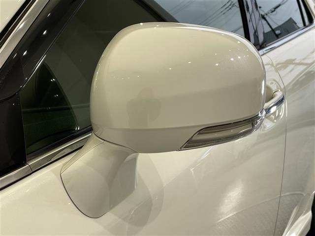 クラウン ２．５アスリート　アニバーサリーエディション　禁煙車　純正ナビ　フルセグＴＶ　ＣＤ　ＤＶＤ　ＵＳＢ　バックカメラ　シートヒーター　シートクーラー　前後コーナーセンサー　クルーズコントロール　前後ドライブレコーダー　ＥＴＣ　ＨＩＤヘッドライト（37枚目）
